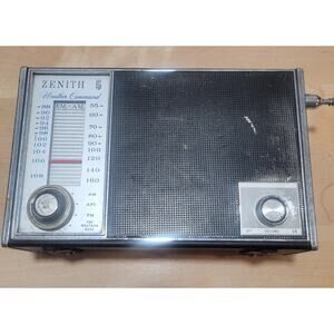 Vintage Zenith Weather Command Royal 92 AM/FM Radio